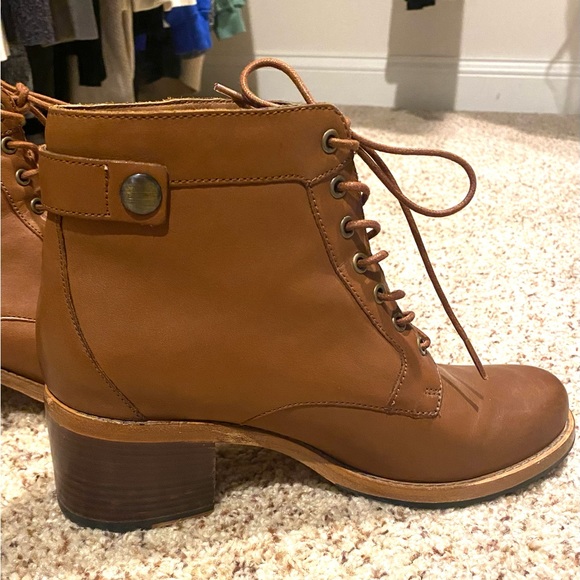 Clarks Clarkdale Tone boot, brown size 9.5 - Picture 3 of 8